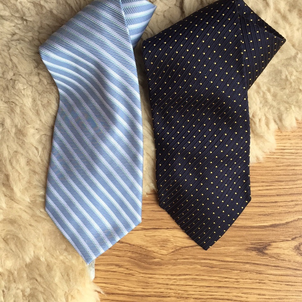 Set of 2 Ties by Creations
